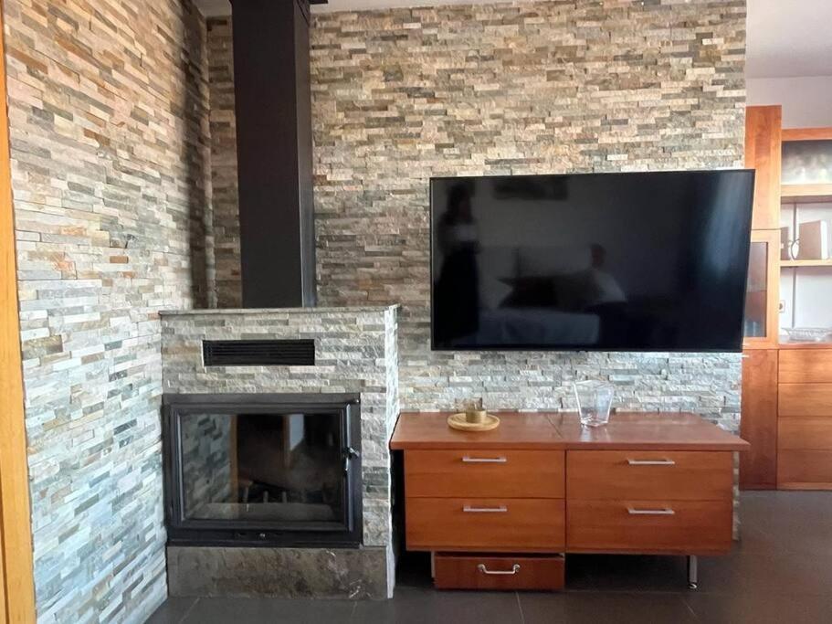 Atico Luminoso Centrico Y Comodo Appartement Figueres  Buitenkant foto